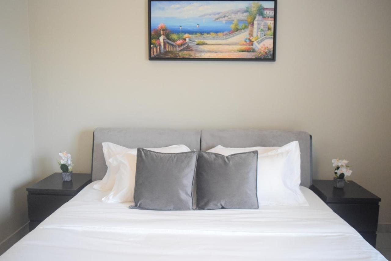 Montecito Apartments Akra Dış mekan fotoğraf